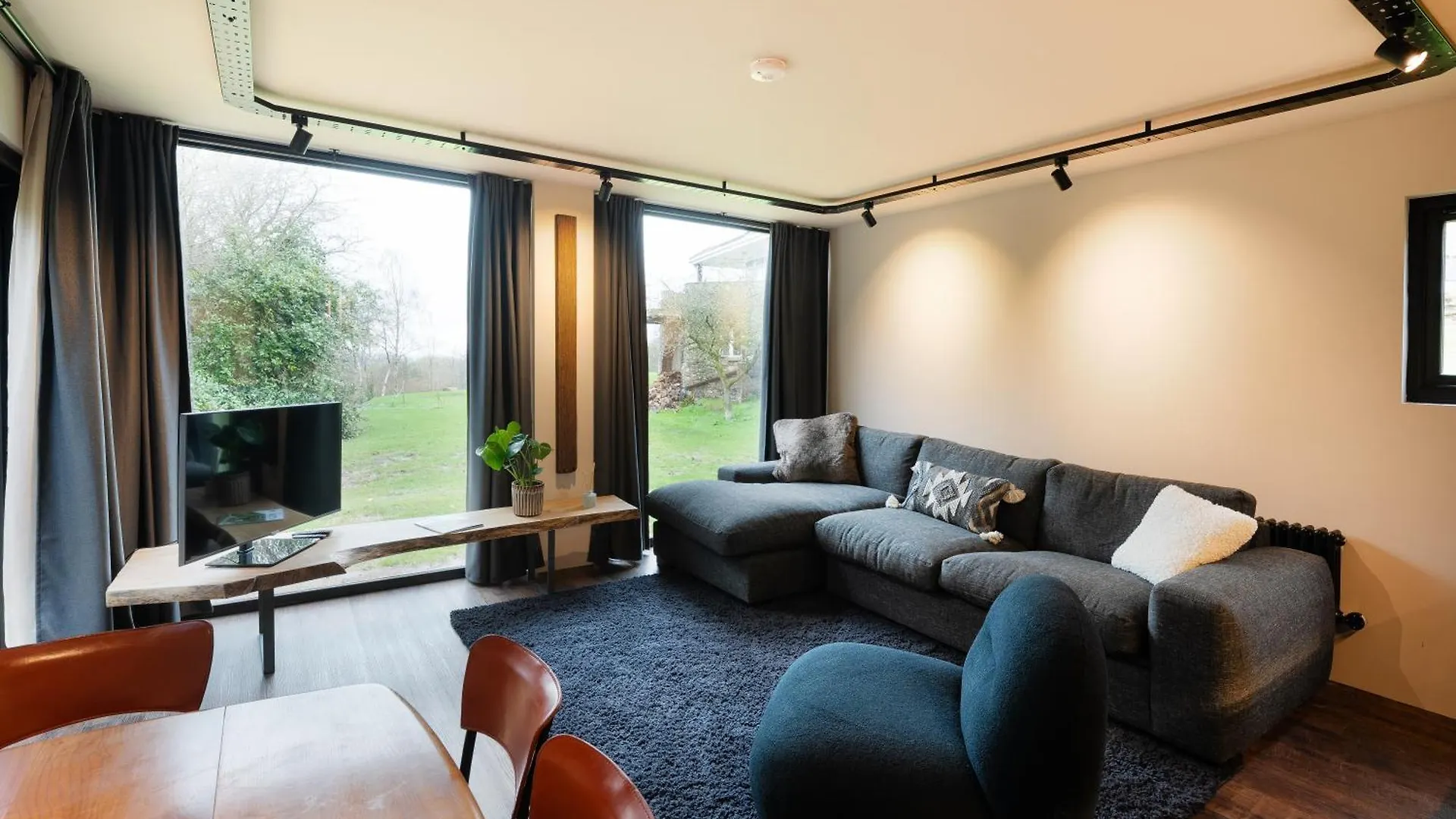 Apartment Luxury Container Lodge Bristol United Kingdom